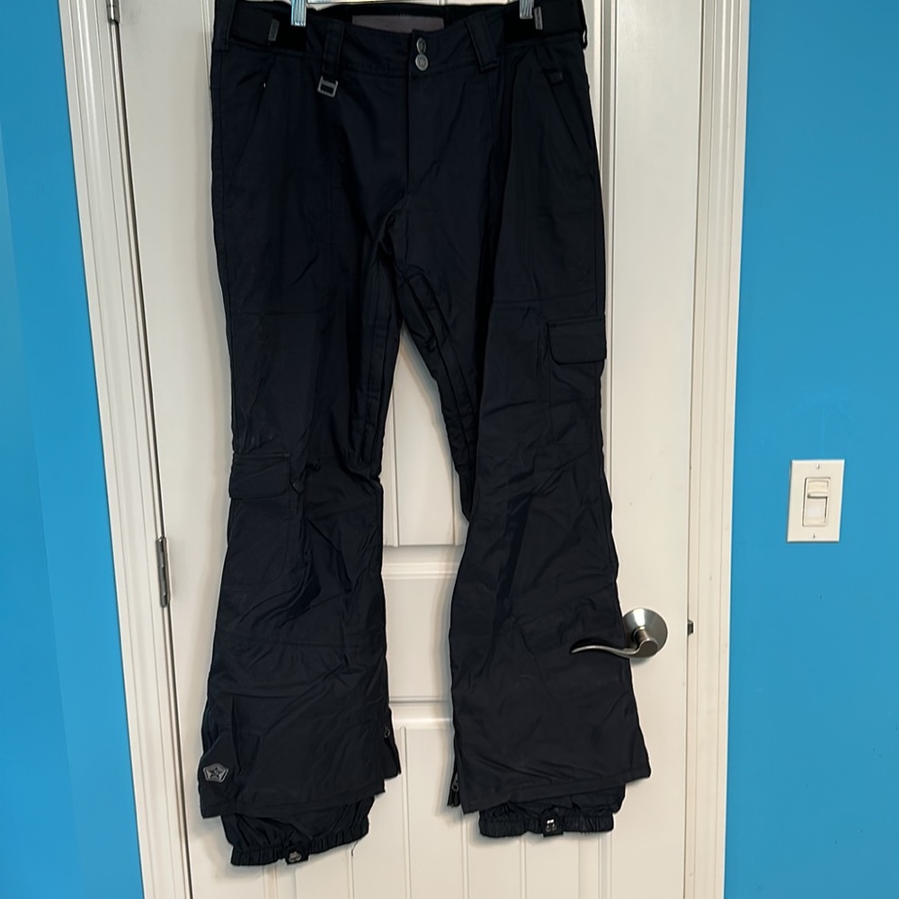 Sessions, size large snowboard, pants, black
